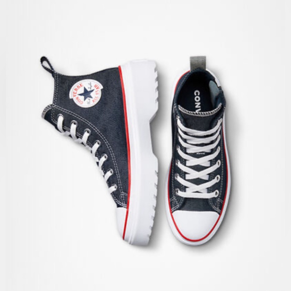 Chuck Taylor All Star Lugged Lift Platform - size 5 big kids/7 women
